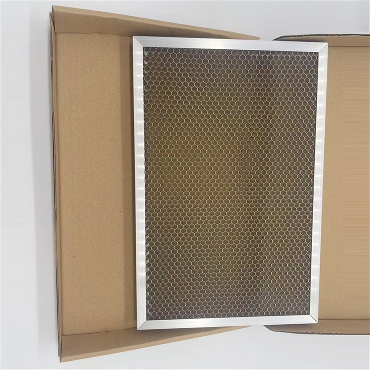 โต๊ะทำงานแบบรังผึ้งสำหรับเครื่ - Honeycomb Laser Bed บทวิจารณ์และราคา